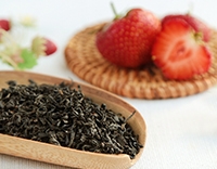 Красный чай с клубникой
 草莓红茶 25 гр