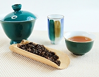 Черный улунский чай
(Хун У Лун) 红乌龙 25 гр