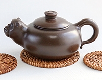 Чайник глиняный, исинский "Обезьяна"