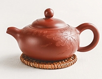 Маленький глиняный чайник, исинский "Магнолия"