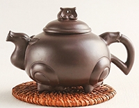 Коллекционный глиняный чайник, исинский