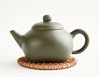 Маленький глиняный чайник, исинский 75 мл