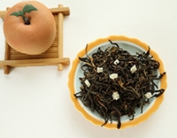 Красный чай с персиком (Ми Тао Хун Ча) 蜜桃红茶 25 гр
