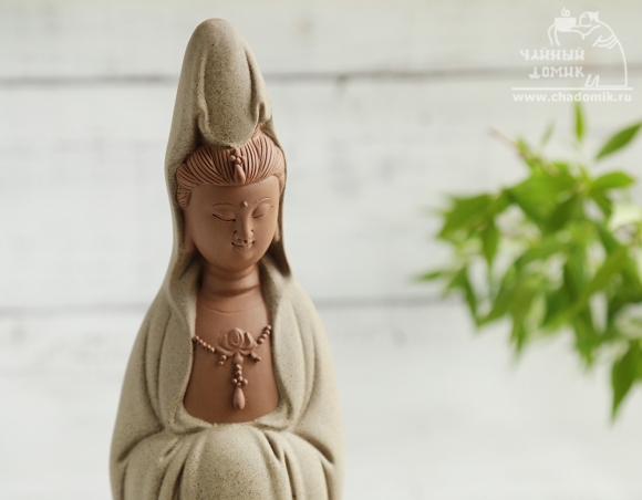 Статуэтка "Богиня Милосердия Гуаньинь" в подарочной упаковке