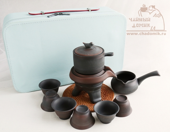 "Песнь соловья" - набор для чайной церемонии из цзяньшуйской глины
